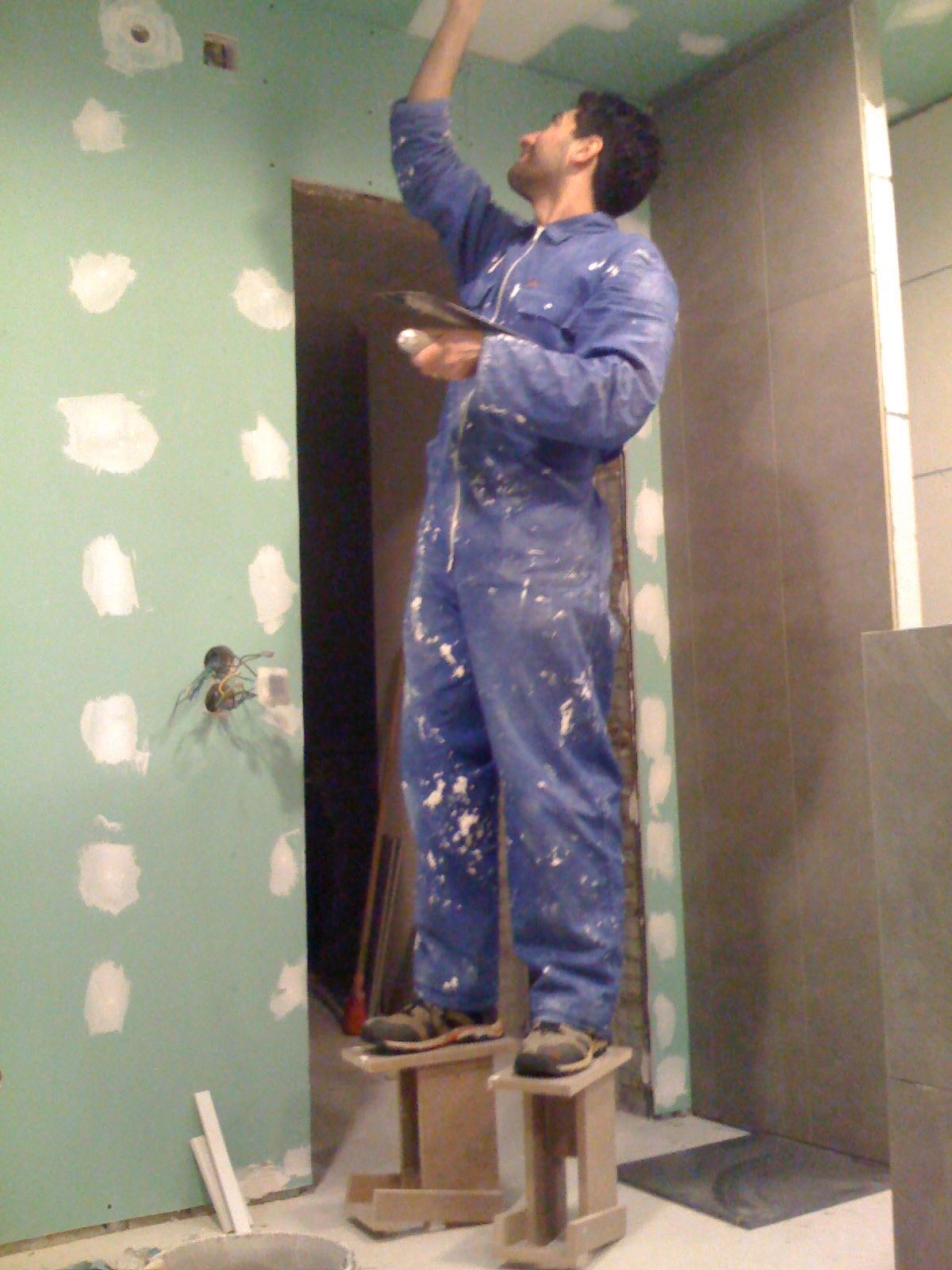 Fernando Afonso a instalar pladur